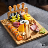 Tábua de Corte para Queijos em Bambu + 4 Espátulas para Queijo