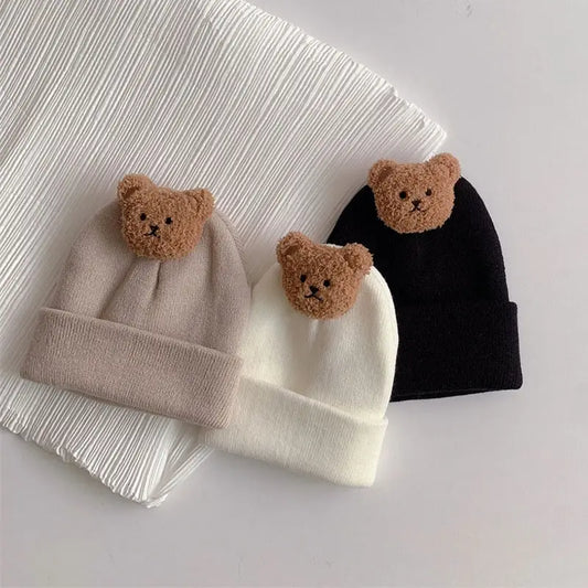Gorro Infantil de Lã com Ursinho