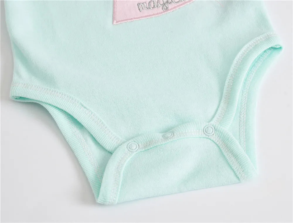 Kit Body Manga Curta Unicórnios - 3 Peças